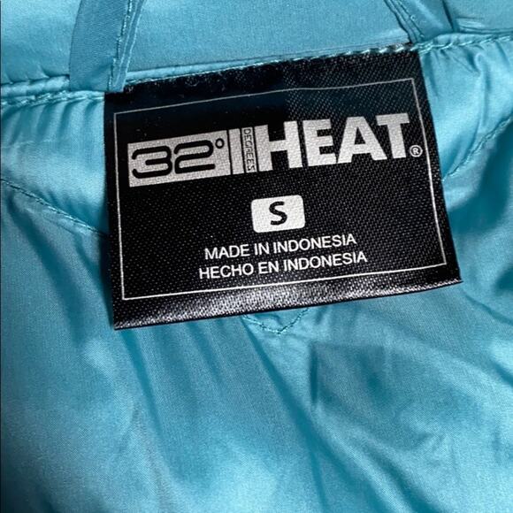 32* puffer vest🌿 - Picture 5 of 7